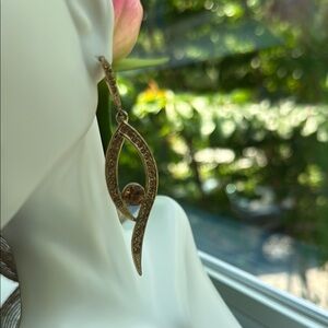 Elegant Gold Drop Earrings